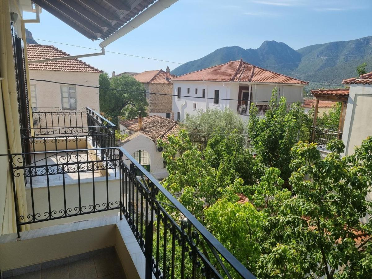 Apartment Theodoros Leonidio Exterior photo
